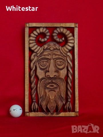 Ажурно резбовано пано "Сатир"