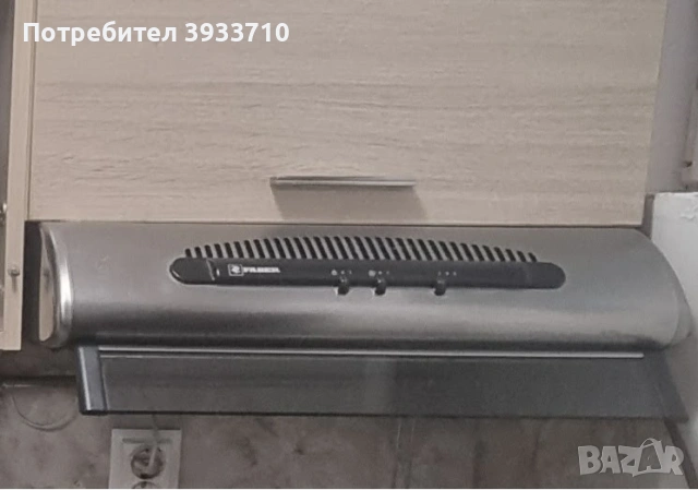 Аспиратор Faber с извод отгоре и отзад и сменяеми филтри