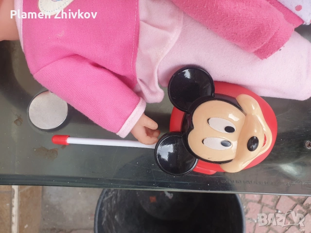 три стари кукли , няколко комплекта дрешки и комплект Мики Маус бейби център, снимка 3 - Колекции - 53496896