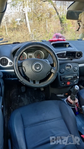 Renault clio 1.6 газ бензин 2007 година, снимка 4 - Автомобили и джипове - 52482659