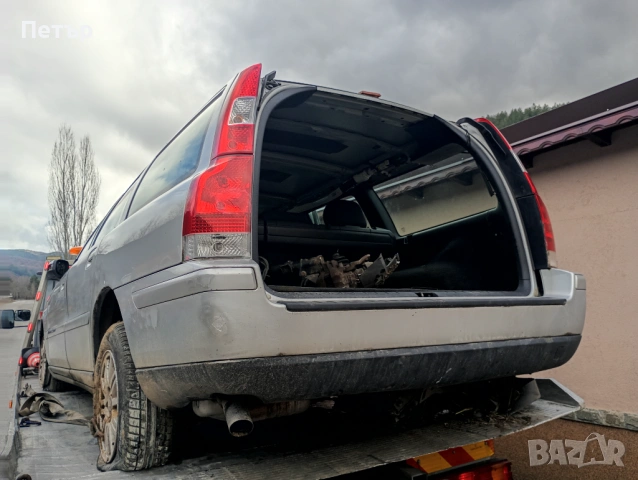 Volvo V70 2.4 бензин /газ 170коня на Части, снимка 2 - Автомобили и джипове - 53373517