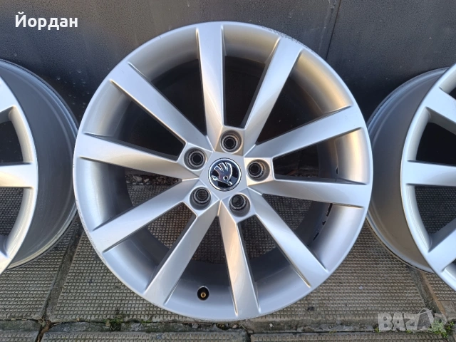  ОРИГИНАЛНИ джанти 18 ' цола 5x112 57,1 Шкода Октавия / Skoda Octavia ET51, снимка 9 - Гуми и джанти - 53025333