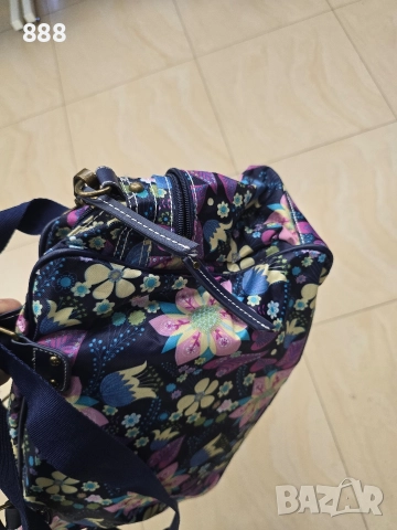 дамска чанта, снимка 5 - Чанти - 52812399