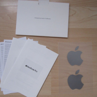 Кутии и стикери от Apple продукти, снимка 4 - Други - 26696918