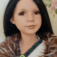 Порцеланова кукла Индианка 74 см за ремонт или части, снимка 1 - Колекции - 46145320