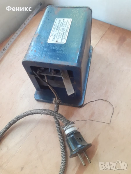 стар немски трансформатор захранване траф за влакче - игра, снимка 1