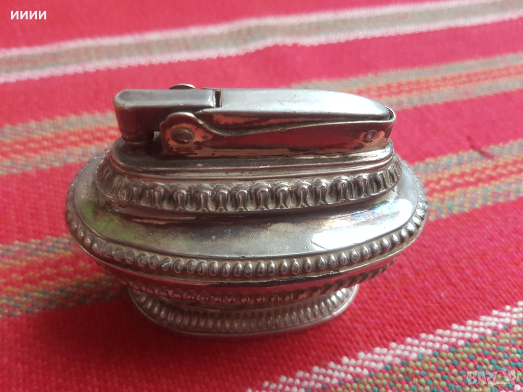 Посребрена бензинова запалка RONSON, снимка 1