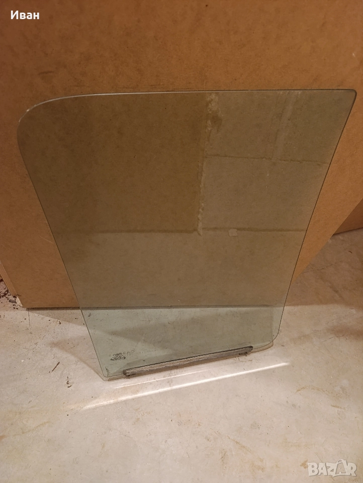 Предно ляво стъкло за врата на Форд Транзит -2002г., снимка 1