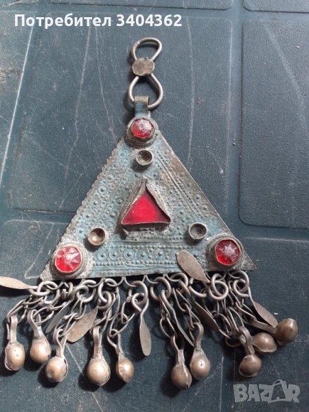 Стар накит - висулка със звънчета - носия, снимка 1