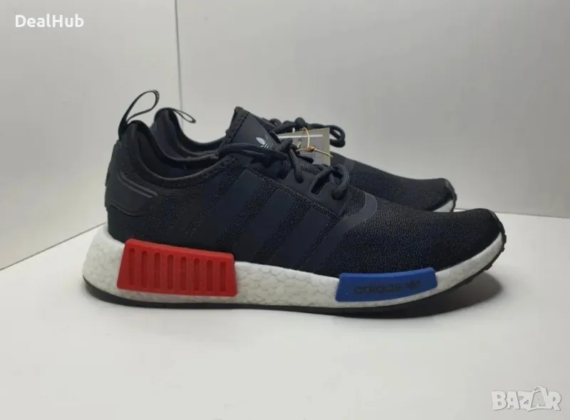 Маратонки Adidas NMD_R1

Чисто нови с кутия., снимка 1