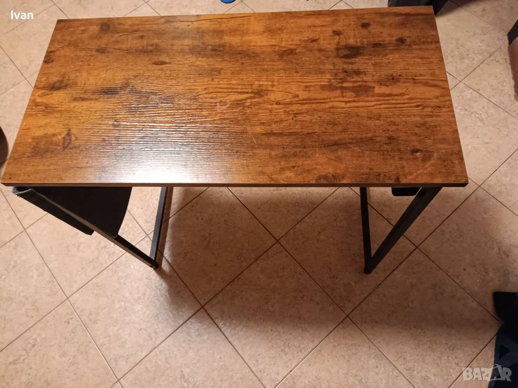 Бюро леко и удобно, снимка 1