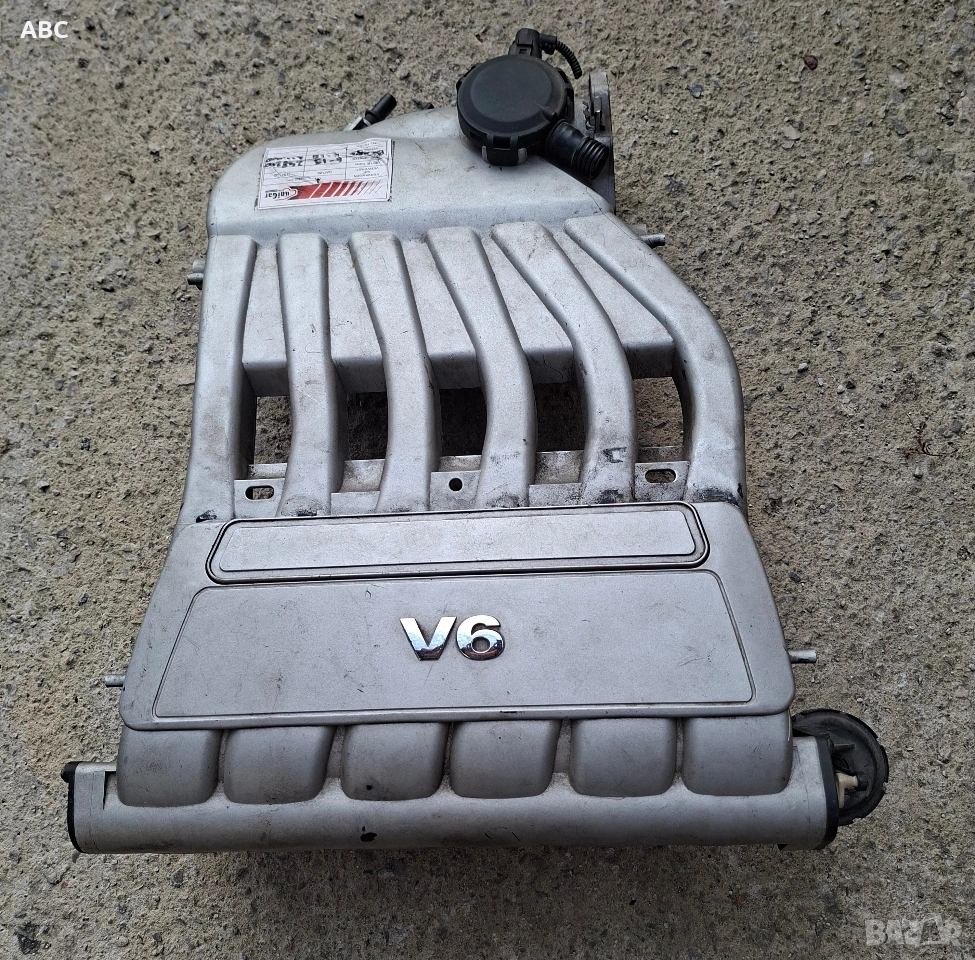 Всмукателен колектор Vw 3.2 - V6 , снимка 1
