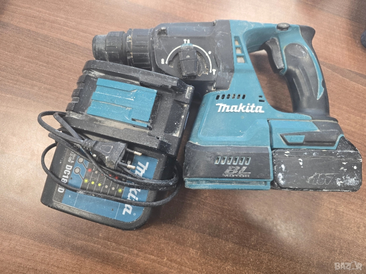 Перфоратор Makita DHR242, снимка 1
