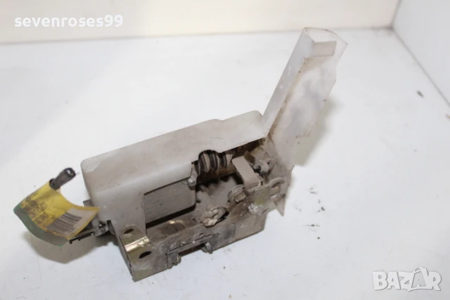 Брава врата задна дясна Рено Меган Сценик 1998 1.6i Renault Megane Scenic, снимка 2 - Части - 51219767