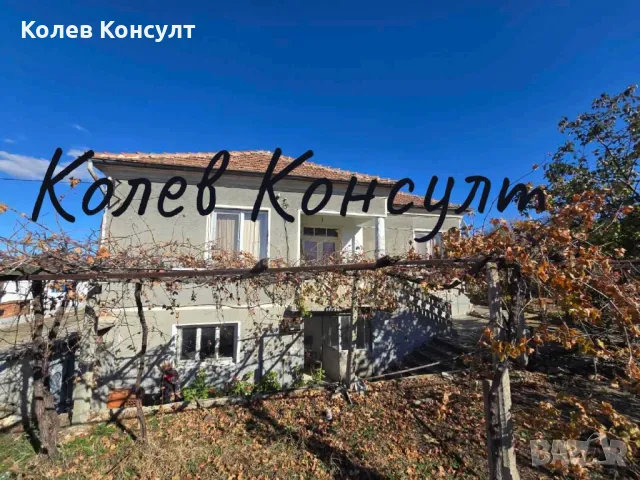 Продавам двуетажна къща с.Момково , снимка 13 - Къщи - 47899397