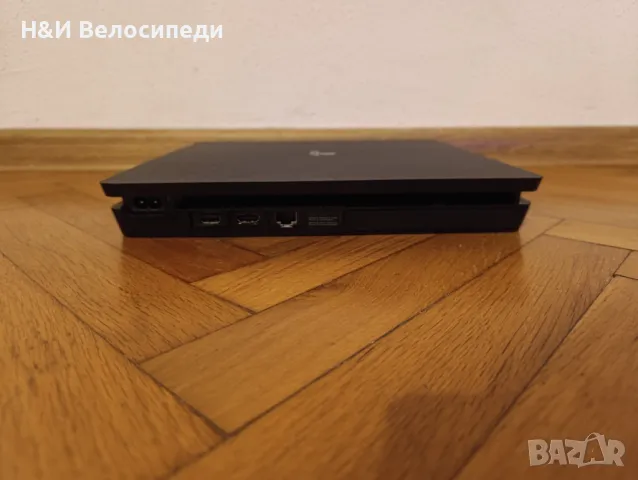 Playstation 4 Slim 1 TB, снимка 3 - PlayStation конзоли - 48717786