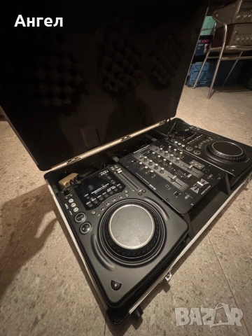 Смесителен DJ Пулт на American Audio, снимка 2 - Ресийвъри, усилватели, смесителни пултове - 53126381