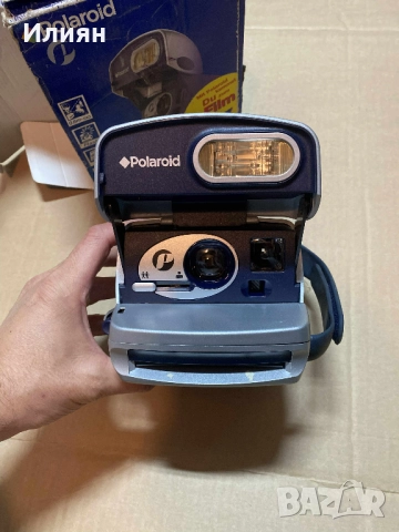 Фотоапарат Polaroid - моментен