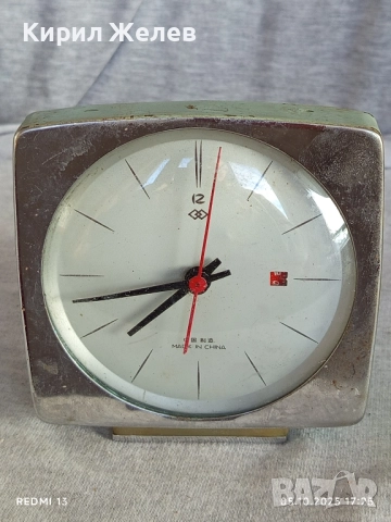 Стар механичен будилник MADE IN CHINA рядък за КОЛЕКЦИЯ ДЕКОРАЦИЯ 49193
