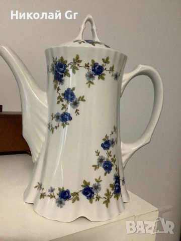 Кана за кафе порцелан произведено в Германия  Scherzer  г Рехау  отличен състояние височина 27 см