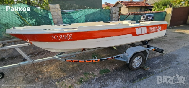 Лодка Исатек 425, снимка 1