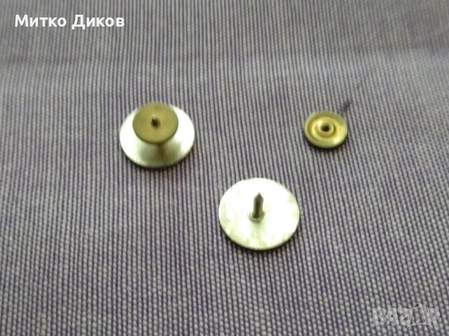 Значки на винт двореца Чондогь Кореа на винт 2 броя, снимка 6 - Колекции - 51834941