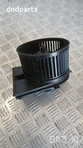 Вентилатор парно VW Golf 4 2001 F667325R 1J1819021C