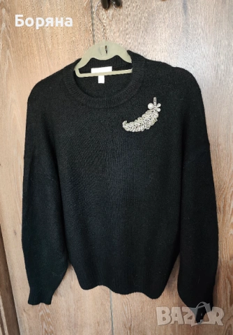 H&M нов черен пуловер с брошка, снимка 4 - Блузи с дълъг ръкав и пуловери - 40567352