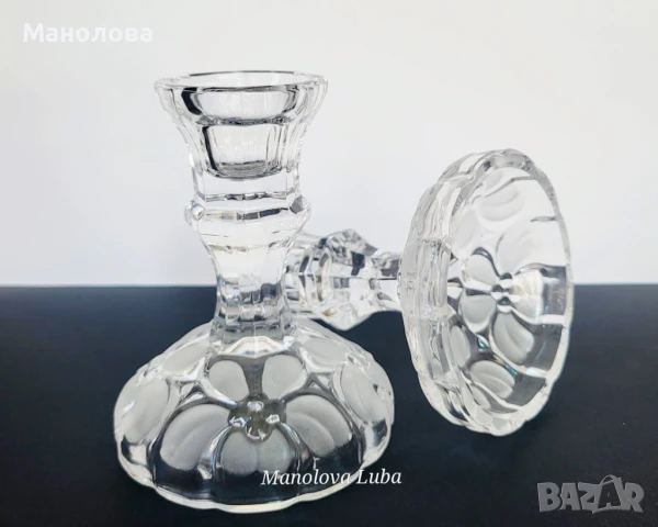 Чифт елегантни свещници изработени от оловен кристал с бели гравирани цветя., снимка 2 - Други ценни предмети - 51211236