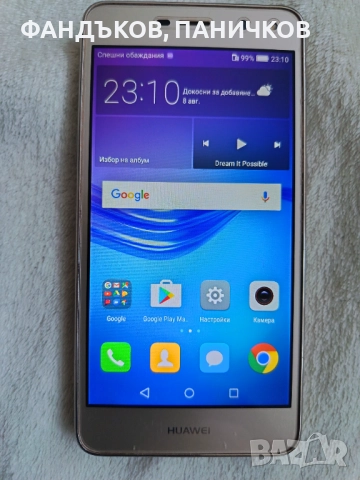 Продавам много запазен дамски телефон HUAWEI