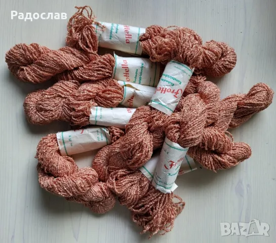 Продавам немска прежда вълнено букле 8 гранчета златна есен 
 , снимка 1