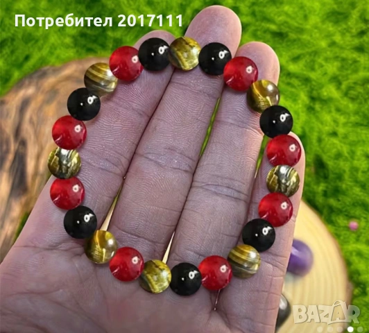 Гривна от естествени камъни Тигрово око, Оникс и Червен Ахат – защита, сила и баланс, снимка 2 - Гривни - 53771488