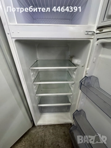 Хладилник с фризер indesit , снимка 11 - Хладилници - 53926211