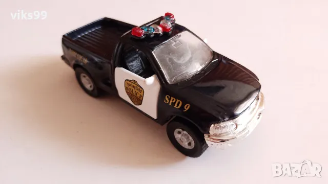 1998 FORD F-Series POLICE PICKUP Maisto 1:46, снимка 5 - Колекции - 47076704