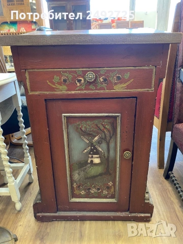 ✅ шкаф масив дърво ръчно рисуван от Дания