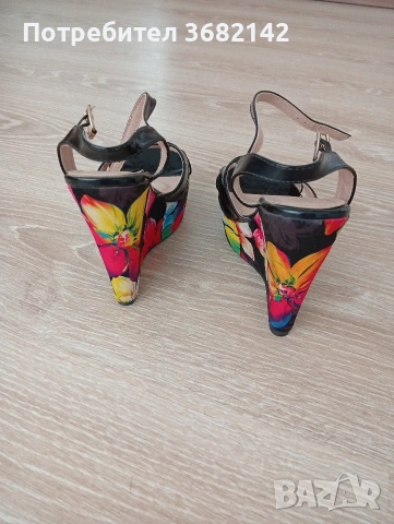 продавам дамски обувки на платформа , снимка 4 - Дамски ежедневни обувки - 53873463