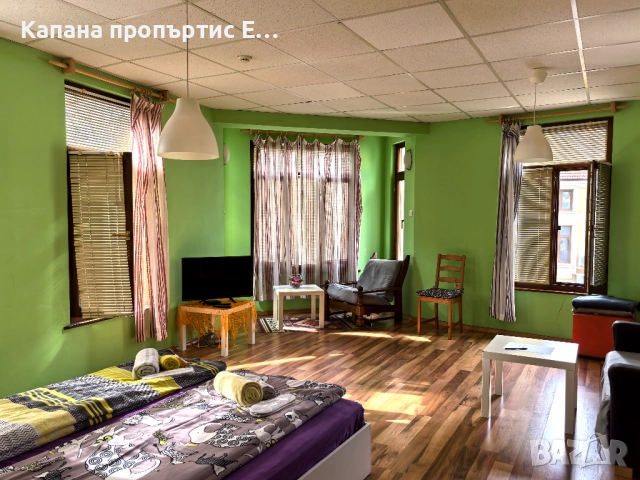Просторна стая във 4 Rooms - Капана, Пловдив, снимка 2 - Квартири, нощувки - 51986828