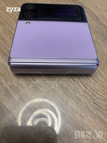 Samsung z flip 3, снимка 3 - Samsung - 46230275