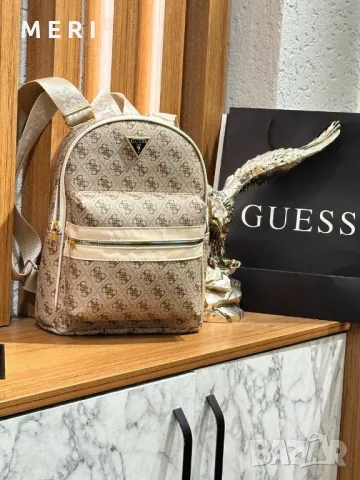 Дамска Раница Guess много модели и цветове  2024, снимка 4 - Раници - 41711189