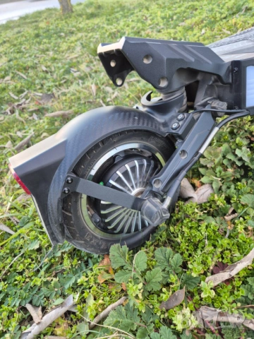 Vsett 8 APEX  гар.  до 27.03.2027, снимка 2 - Други спортове - 51241361