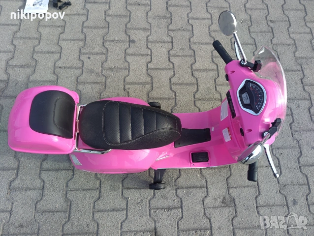 VESPA Акумулаторен мотор голям Vespa GTS Super Розов, снимка 2 - Други - 53849997