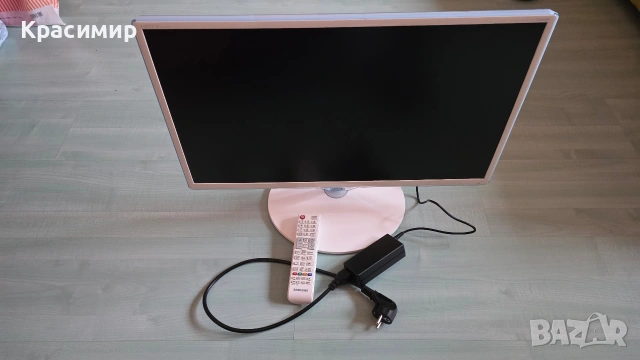 Продавам 24 инча тв монитор Samsung