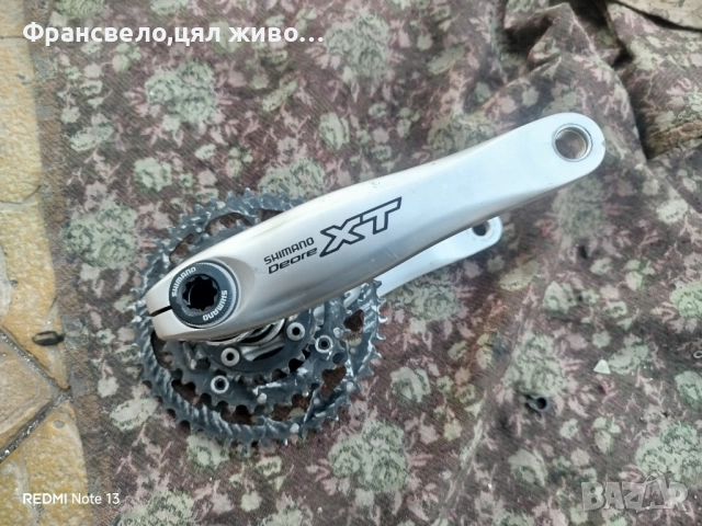 Курбел със средно движение за велосипед колело Shimano deore xt , снимка 1