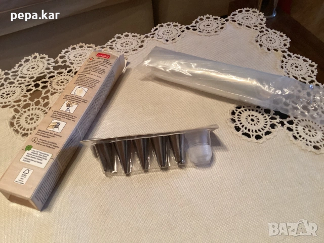 Шприц за украса на сладки и други храни с ръкави за сместа, снимка 2 - Форми - 53242863