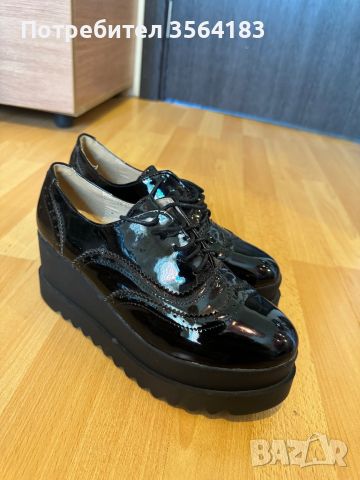 Дамски обувки, снимка 1 - Дамски елегантни обувки - 45439928