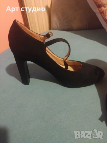 Черни обувки , снимка 5 - Дамски обувки на ток - 53757500