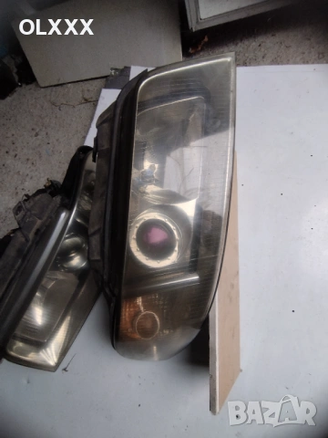 Фар Ляв и Десен за Audi A4 Valeo