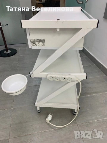 Козметична маса/количка, снимка 8 - Козметични уреди - 53324317