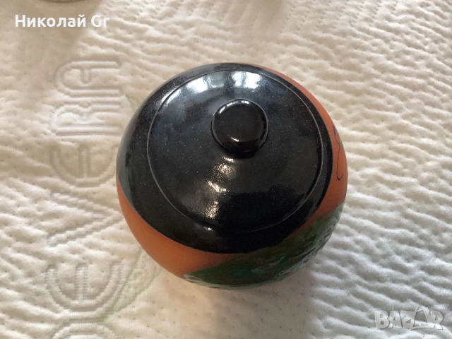 Керамичен буркан с капак ръчно рисувани произведено в Мексико 1960 години отличен състояние, снимка 4 - Декорация за дома - 53795853