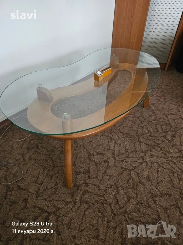 Стъклена маса 